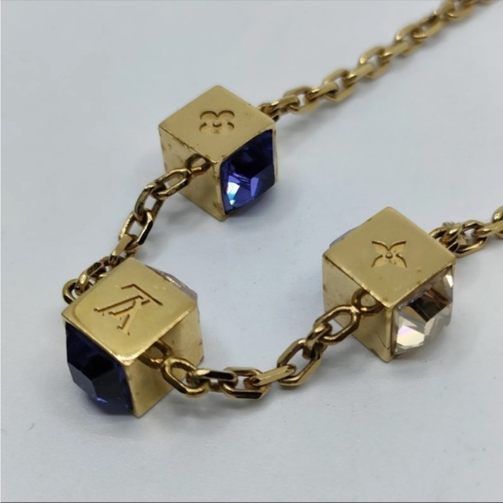 Louis Vuitton Collie Gambler Necklace - Picture 7 of 9